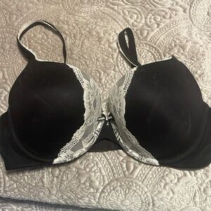 Victoria’s Secret 38D Padded Bra